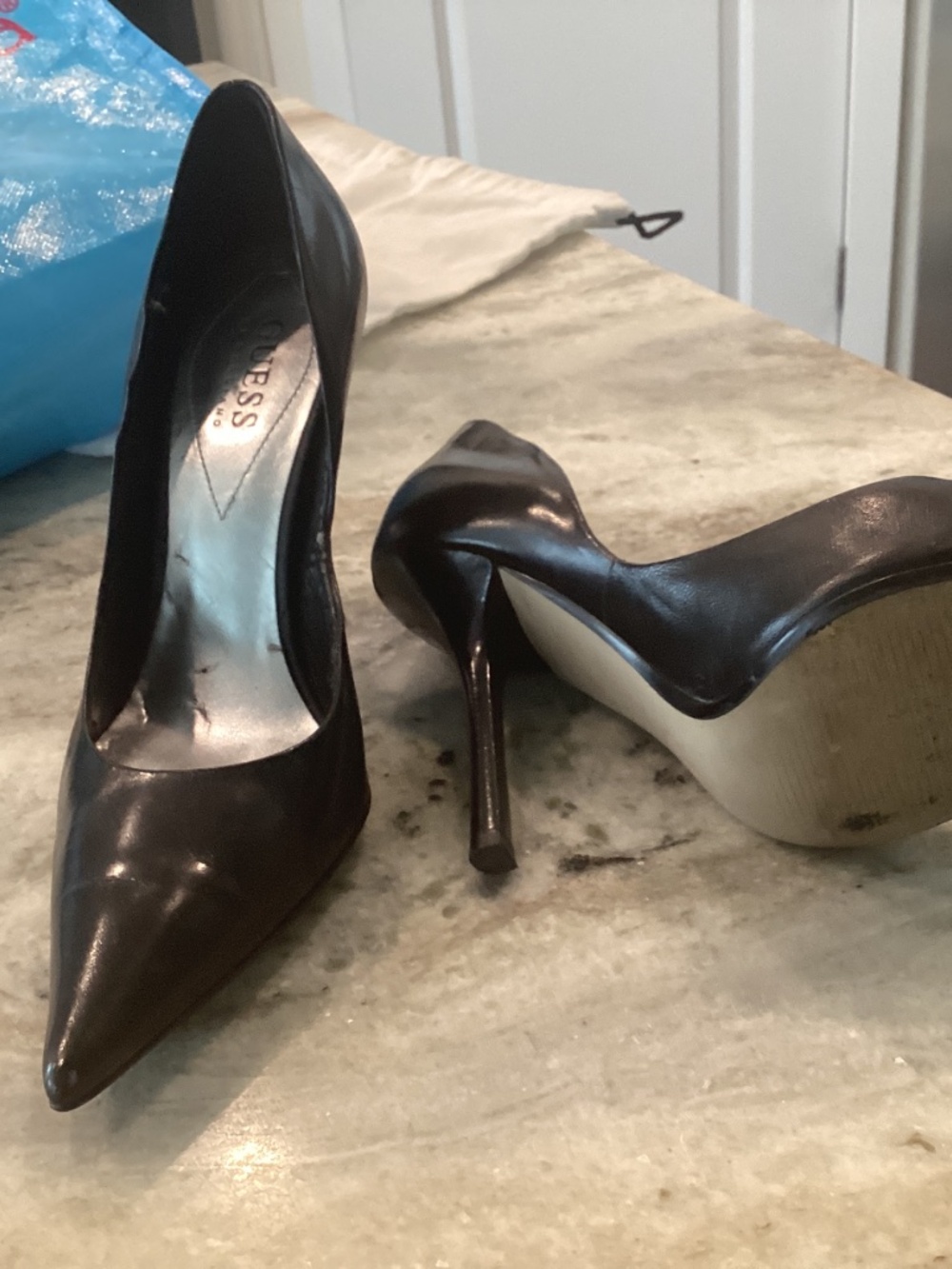 Guess Carrie classic pumps - Picture 2 of 3